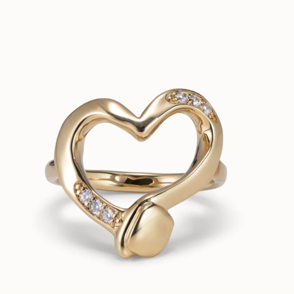 Uno de 50 Heart shaped ring